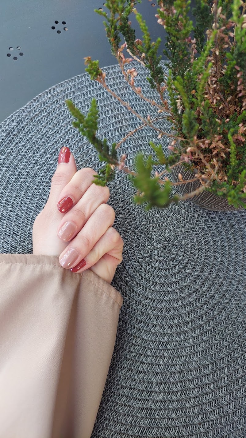 hand with polished nails