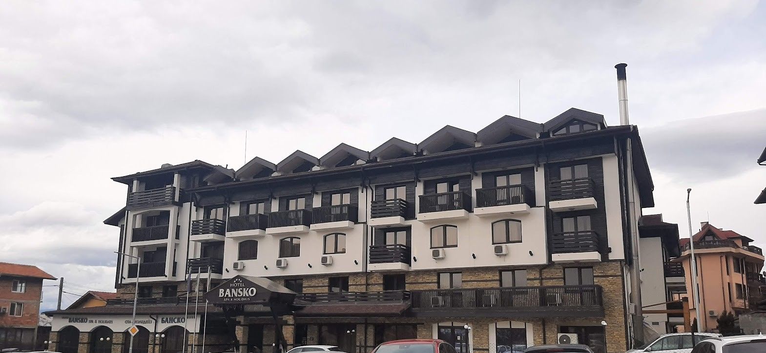 The beautiful Bansko Hotel and Spa a wonderful place to stay during your winter vacation in Bulgaria