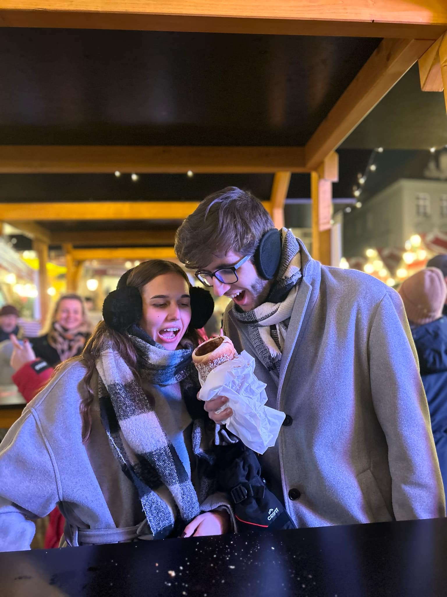 Carefully shaped Christmas decorations and irresistible food stalls at the Bratislava Christmas market