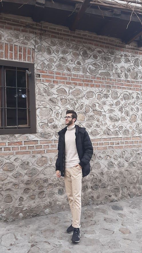 Exploring the atmospheric streets of Bansko old town wrapped in a special and remarkable feeling