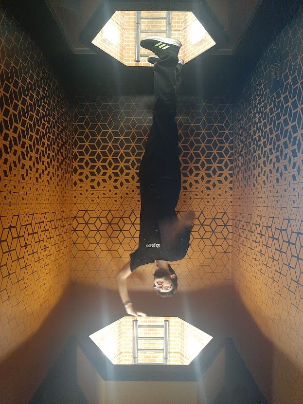 An amazing perspective trick at the Museo delle Illusioni playing with your perception of reality