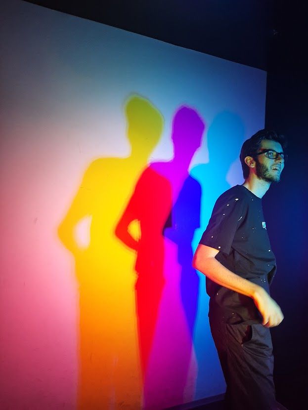 A creative optical illusion photo at the museum that makes you laugh and offers endless fun