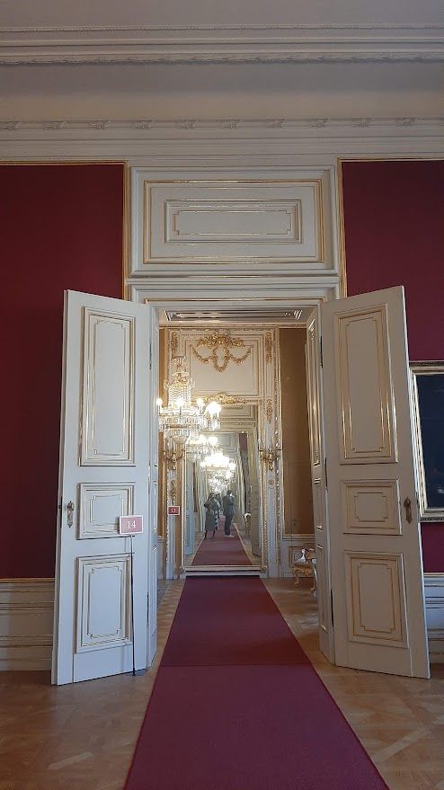 Walking on red carpets inside the Primates Palace feeling like part of a royal family